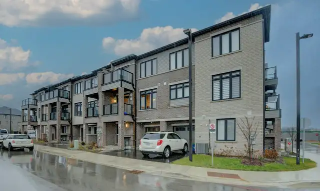 2 Bed 2Bath New Townhouse for Lease in Brantford