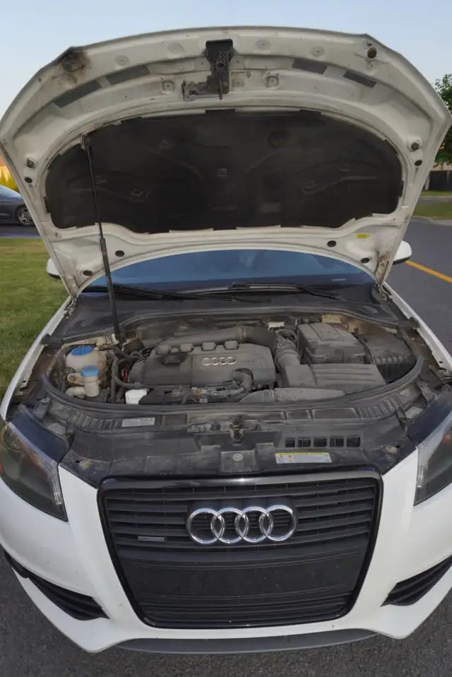 Audi A3 2012571517052650803209