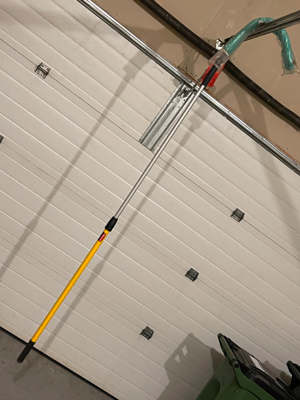 Extendable FLEXI-WAND DUSTER Cleaning Overhead Pipes in PARKADES in Other Business & Industrial in St. Albert - Image 4