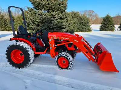 Kubota LX2610 tractor with loader 4x4. Like new 28hrs., View more
