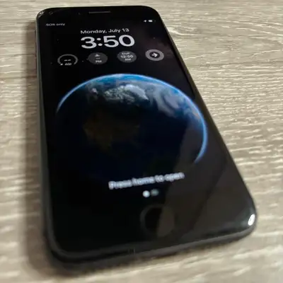 iPhone 8 in alright condition Fully unlocked Fully functional (except for ringer) Factory reset and...