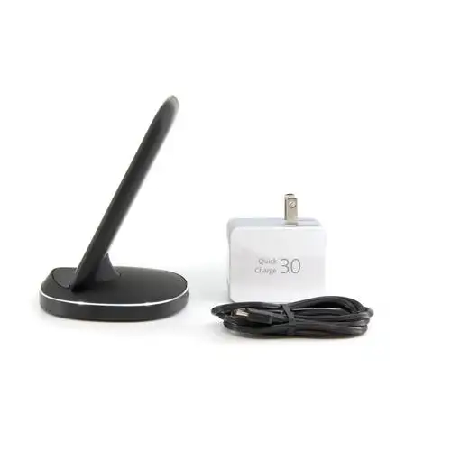 iQ Wireless Qi Charging Stand W/ 1 Port Qc 3.0 Charger in Cell Phone Accessories in Markham / York Region - Image 4