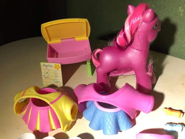 Go to School with Cheerilee (My Little Pony, Ponyville)62863732163714123