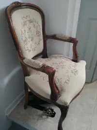 Chaise antique Louis 15