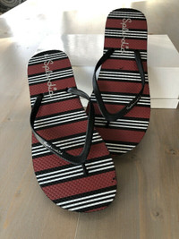 NEW Splendid Flip Flop Sandal Black Red white striped US 8