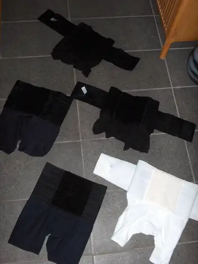Exercise Back Support Shorts Size Medium, View more
