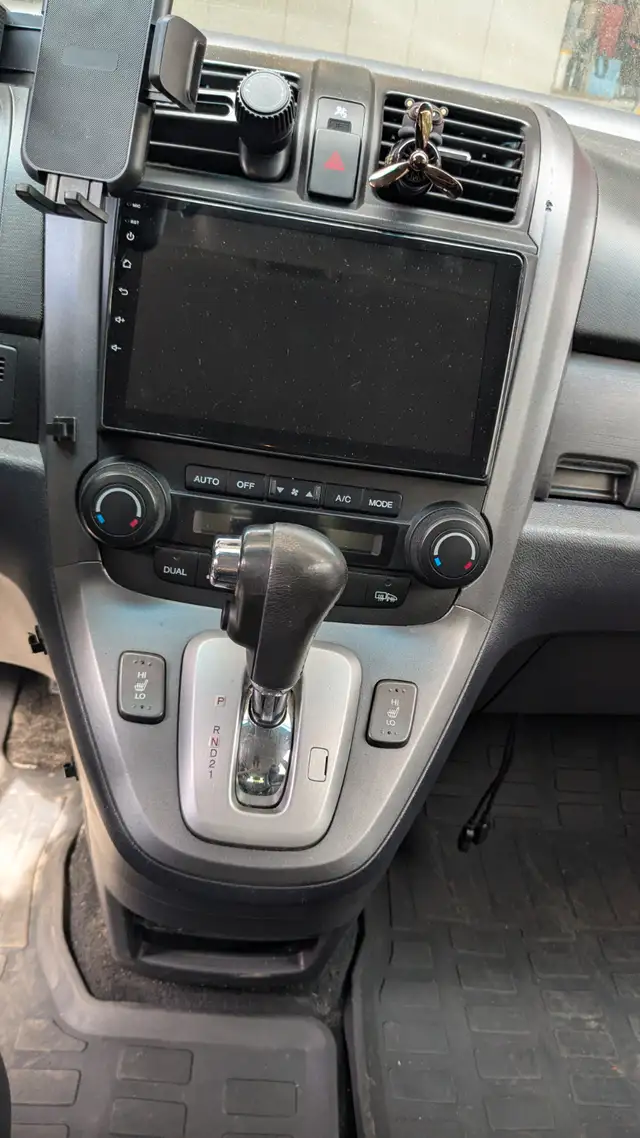 Selling 2009 Honda CR-V in Cars & Trucks in City of Toronto - Image 7