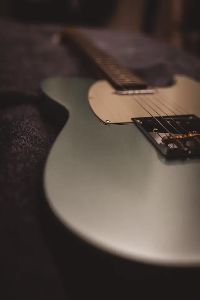 Fender Telecaster American Pro 2 Mystic Surf Green in Guitars in Richmond - Image 4