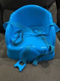 Toddler Booster Seat for Dining Table with 3-Point Harness Strap