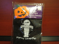 Halloween Baby T-Shirt...Mummy Loves Me