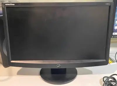 eMachines E181HV 18.5″ LCD Monitor, View more