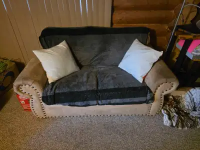 Couch&loveseat, View more