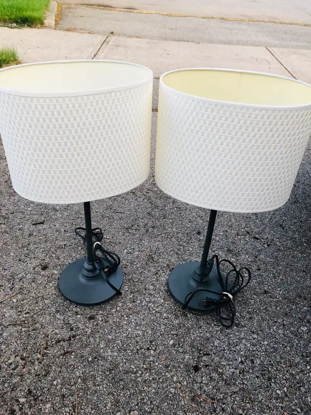Pair of IKEA Alang White Woven Table Lamp Light Textured Shade in Indoor Lighting & Fans in City of Toronto - Image 3