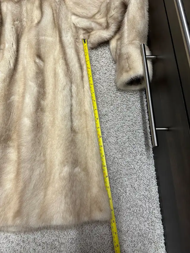 Beautiful Lavender Mink Fur Coat in Women's - Tops & Outerwear in Strathcona County - Image 10