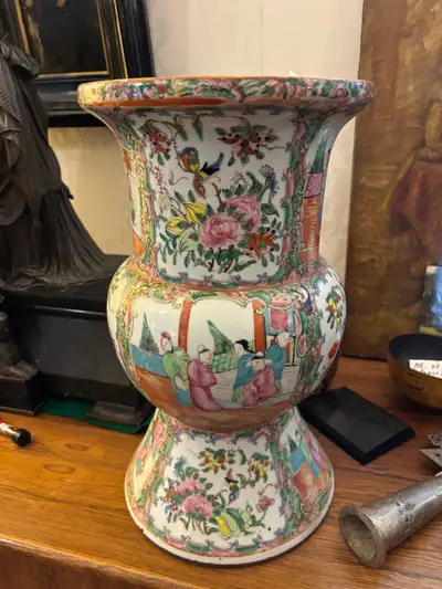  Chinese Export Rose Medallion Porcelain Floor Vase , View more
