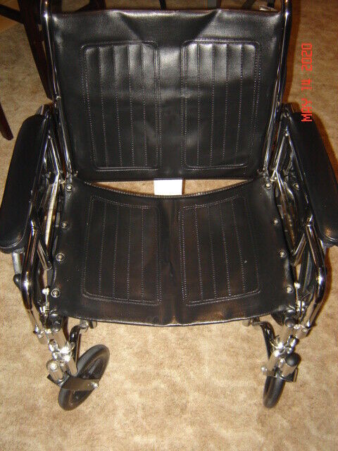 BREEZY EASY CARE STANDARD WHEELCHAIR EXCELLENT USED CONDITION in Health & Special Needs in Winnipeg