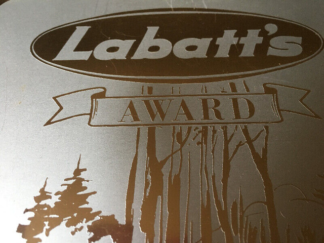 Vintage Labatt's Beer Aluminum Tray  - Labatt's Hunting  Award in Arts & Collectibles in Mississauga / Peel Region - Image 3