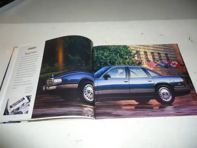 1993 BUICK DELUXE DEALER SALES BROCHURE. ALL MODELS in Arts & Collectibles in Barrie - Image 7