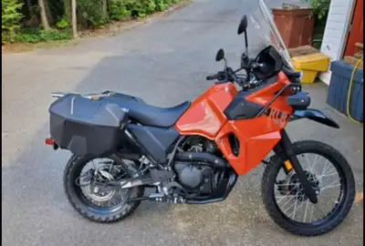 Showroom condition less than 750 km on it. Upgraded package
