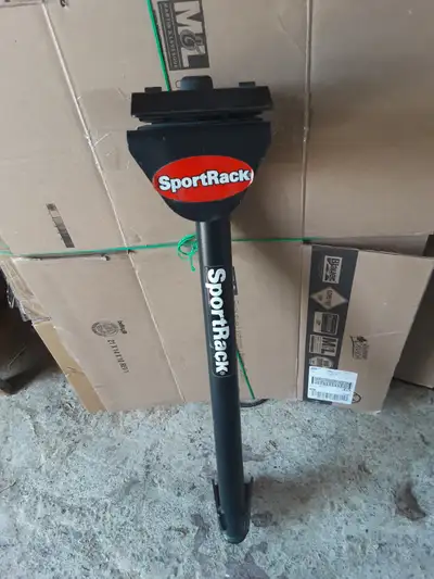 support pour vélo de marque sport rack. Exellente condition.