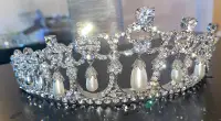BRIDAL HAIR ACCESSORYREPLICA QUEEN MARY’S LOVERS KNOT TIARA