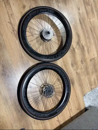 Bontrager Aeolus XXX6 disc carbon wheelset, View more