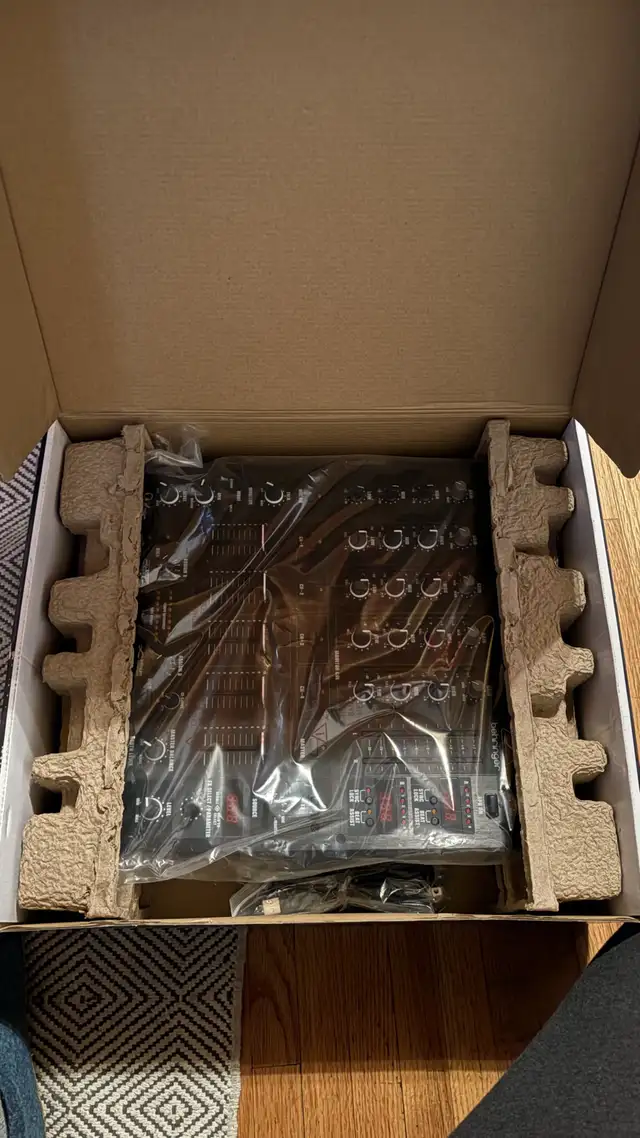 Behringer DJX900USB Mixer in Performance & DJ Equipment in Calgary - Image 3