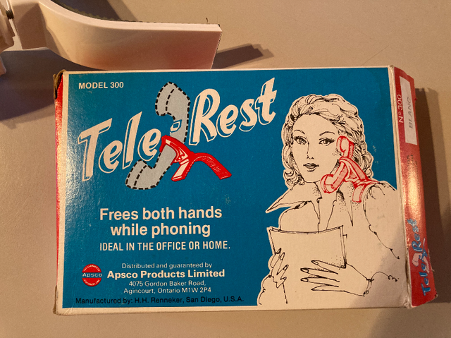 Appui-téléphone RETRO/Telephone rest -VINTAGE in Arts & Collectibles in Laurentides - Image 2