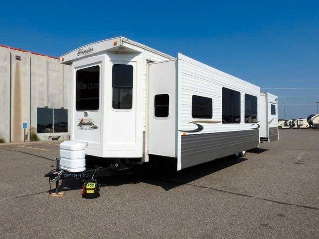 Looking for spot for 39 ft park trailer for June 1 to Sept 1 dans Autre  à Ville de Montréal - Image 2