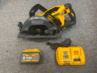 DEWALT FlexVolt Brushless 7.25” Worm drive Circular Saw kit