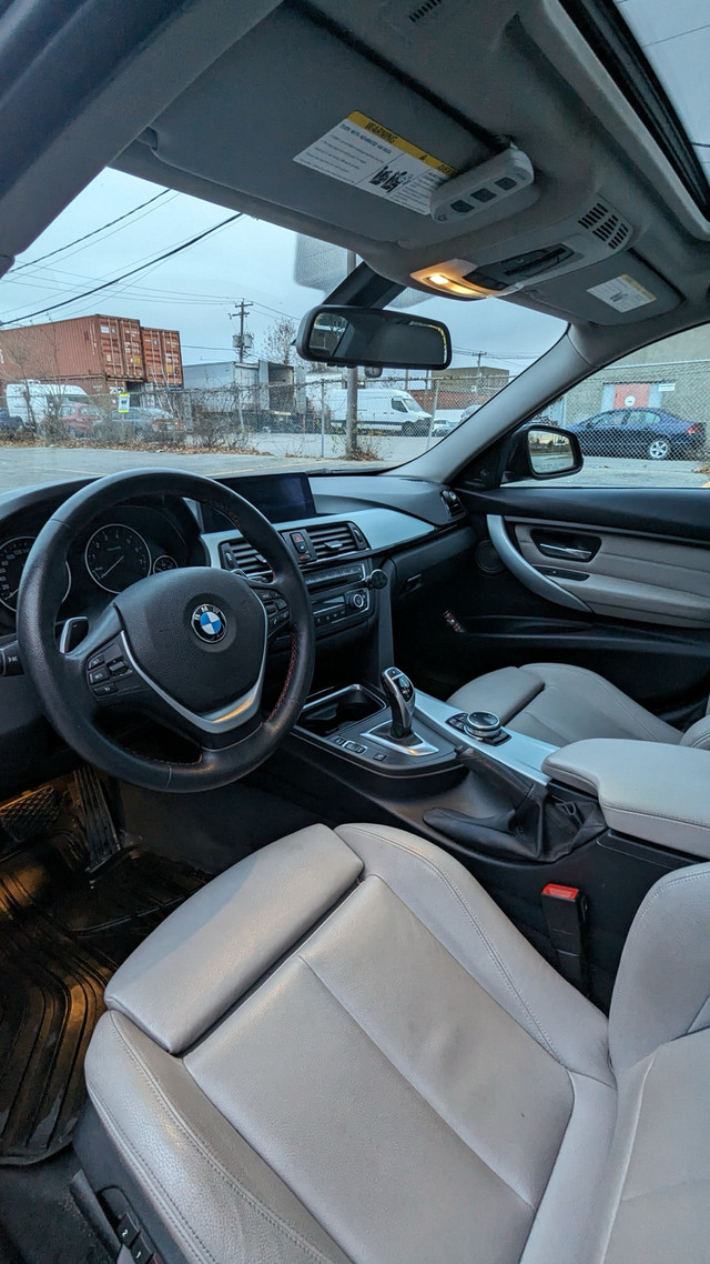 BMW 328i xDrive  dans Autos et camions  à Ville de Montréal - Image 3