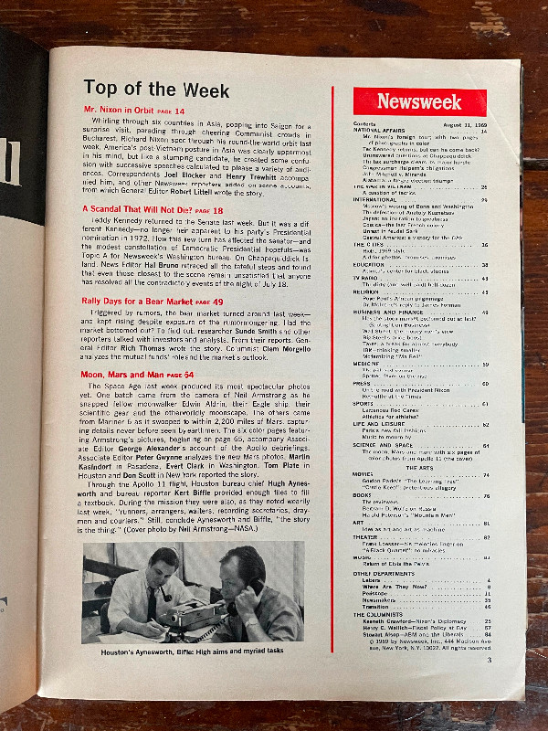 Newsweek Moonwalk Magazine, August 11 1969 in Magazines in Ottawa - Image 2