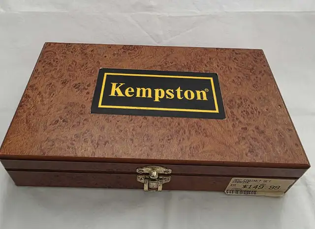 NEW  Kempston KC5030 Round Style Cabinet Door Set, 3-Pieces in Other in Oakville / Halton Region - Image 2