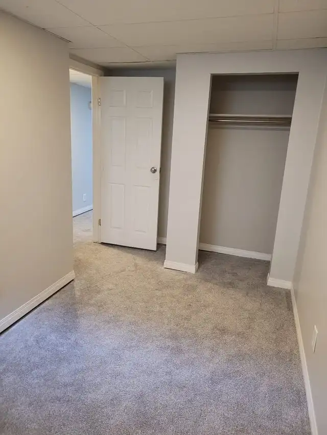 Renovated 8 Bedroom House in Hillsdale Regina | Finished Basemen in Long Term Rentals in Regina - Image 15