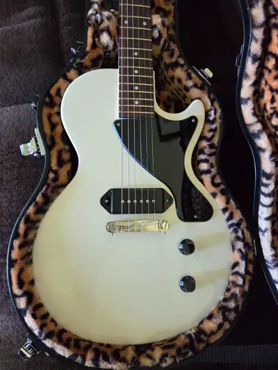 epiphone les paul junior in Guitars in Canada | Kijiji Marketplaces