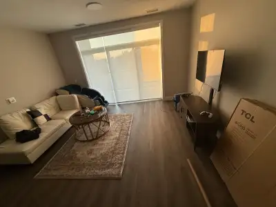 One room available for rent in a 2 bed apartment in North London Hyde park area. Close to all amenit...