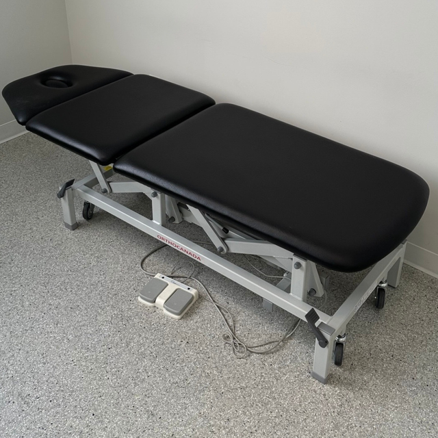 For Sale | Seers 3-Section Treatment Table with 90° Drop End