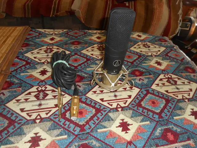 AUDIO-TECHNICA AT4050 - Multi-Pattern Condenser Microphone in Pro Audio & Recording Equipment in Dartmouth - Image 2