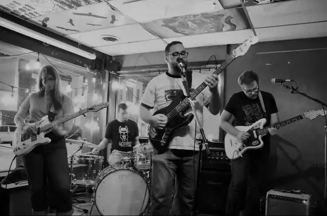 Lead Guitarist Wanted!