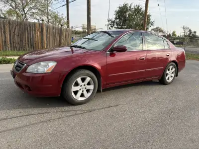 Respectfully, will not reply to “is this available”. 2004 Nissan Altima 2.5S with only 145,000km! Sa...