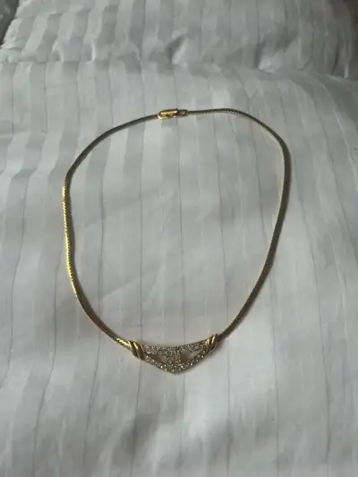 Excellent condition, golden vintage necklace brand “VENDOME”