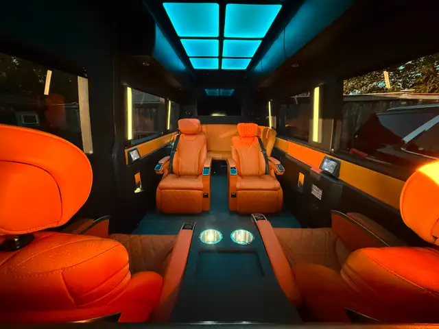 LIMO & BUS DRIVERS WANTED in Drivers & Security in City of Toronto - Image 6