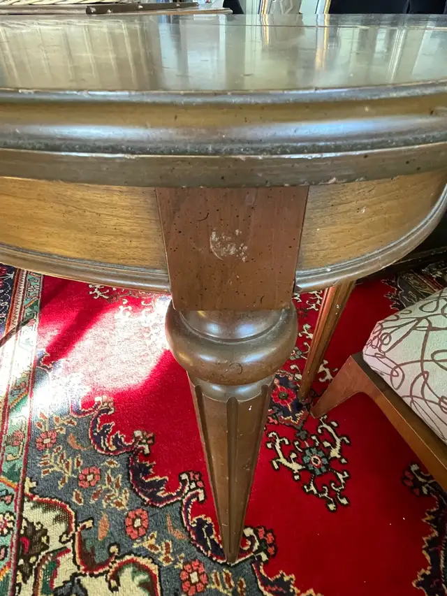 SMALL DINING/ACCENT TABLE in Dining Tables & Sets in City of Toronto - Image 6