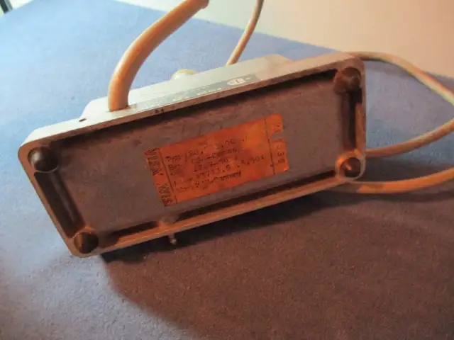 VINTAGE WISA AQUARIUM PUMP-MODEL 120-D.B.G.M.-WESTERN GERMANY in Arts & Collectibles in Laval / North Shore - Image 5