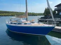 30 FT Catalina Sailboat for sale