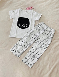 Brand New 12-18 months Fashion Outfit (unisex)
