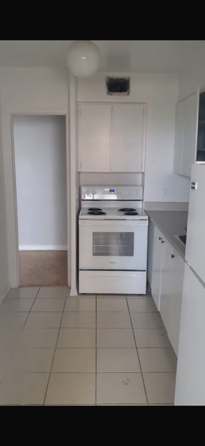 Single Room near Port credit go station