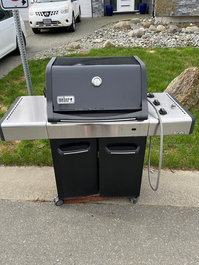 Free Natural Gas BBq in Other in Comox / Courtenay / Cumberland