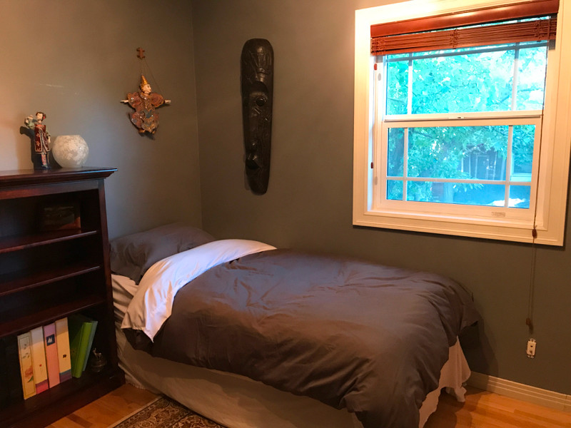 Furnished Room to Rent (Temp) in SE Ogden Utilities Included Room