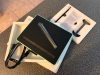 Wacom Intuos Wireless Graphics Drawing Tablet